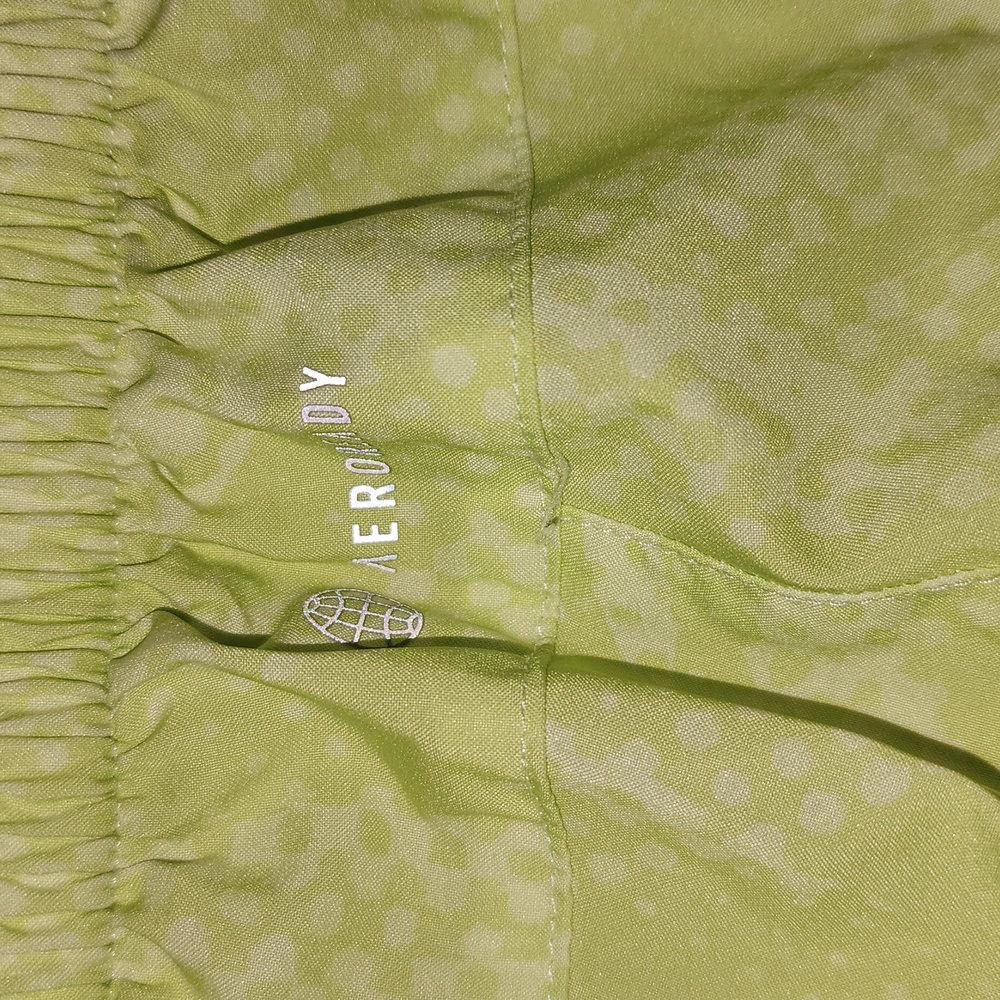 Adidas Green Athletic Shorts with Elastic Waistband - Picture 6 of 6